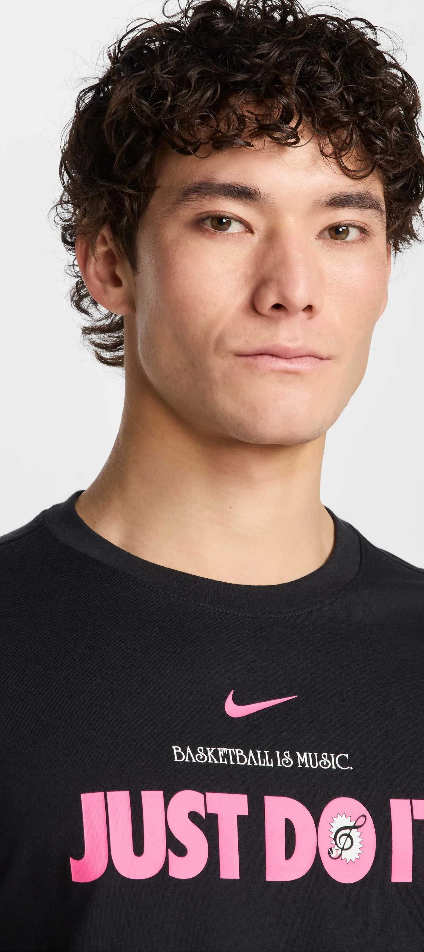 Nike Sportswear Graphic T-Shirt
