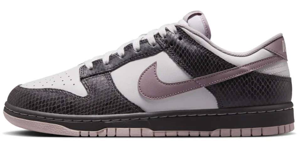 Nike Dunk Low SE Snakeskin Medium Ash Violet
