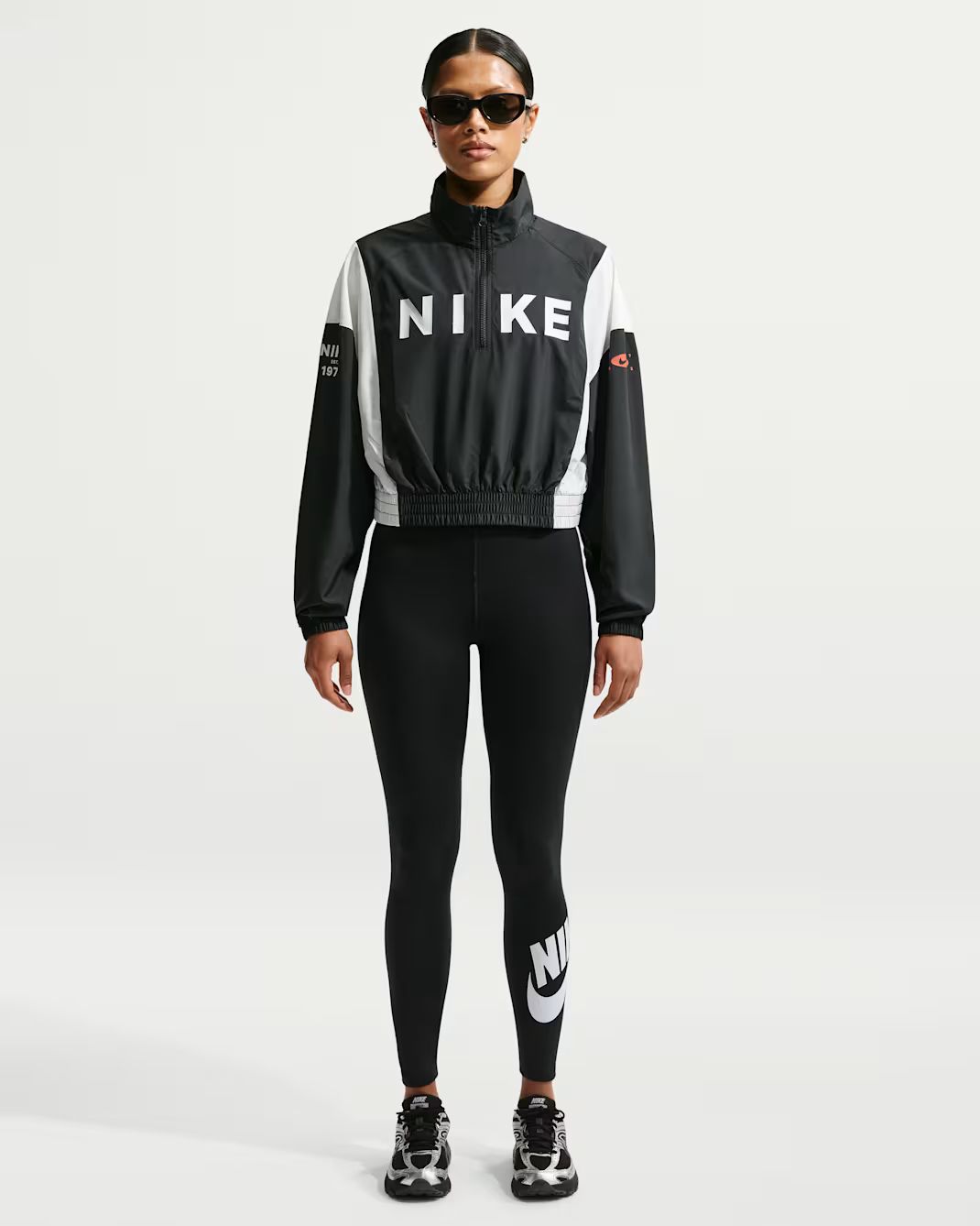 Nike Sportswear Essential High-Rise Leggings