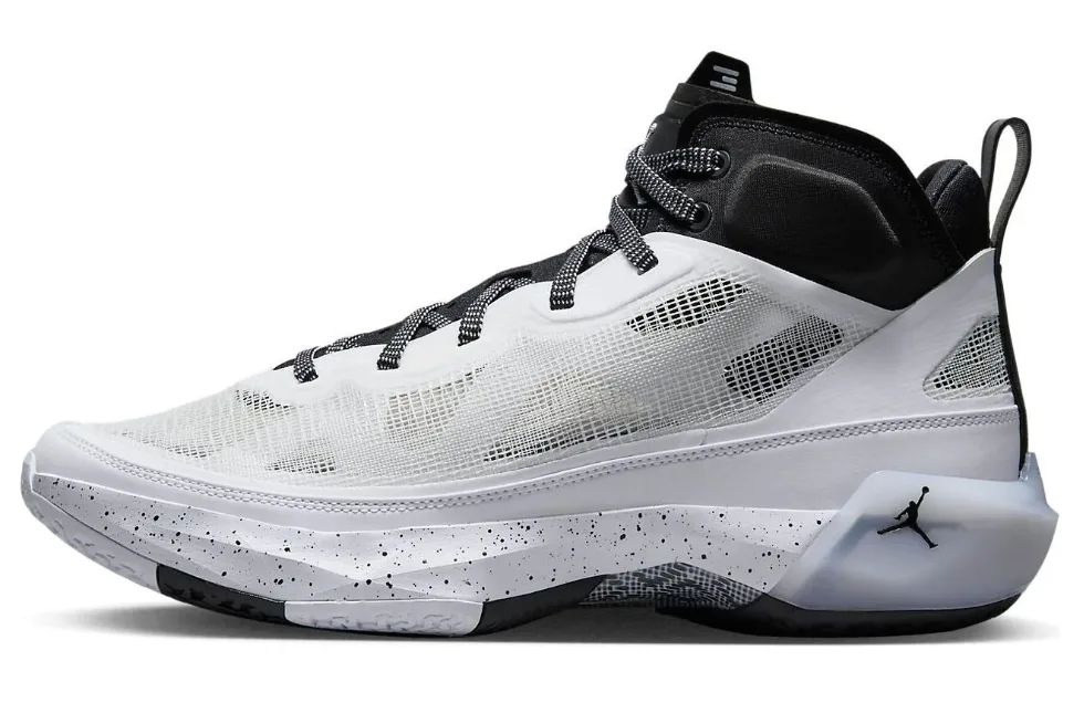 Air Jordan 37 'Oreo'